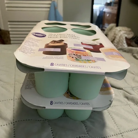 NWT 2 Sets of Round Silicone Shot Glass Molds - Picture 7 of 8